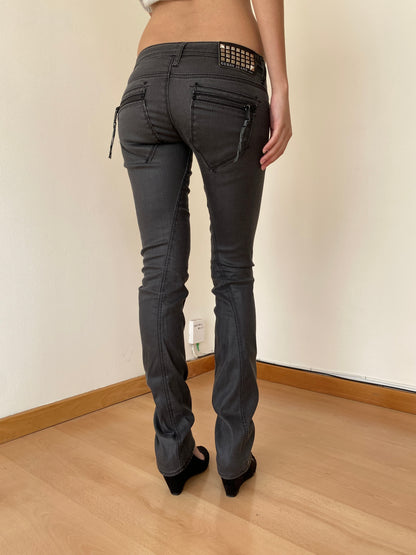 GUESS SKINNY JEANS