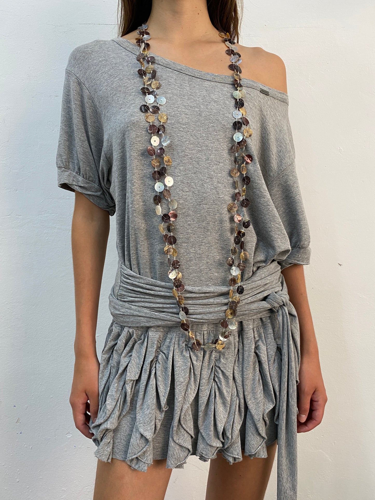 LONG MOTHER OF PEARL NECKLACE