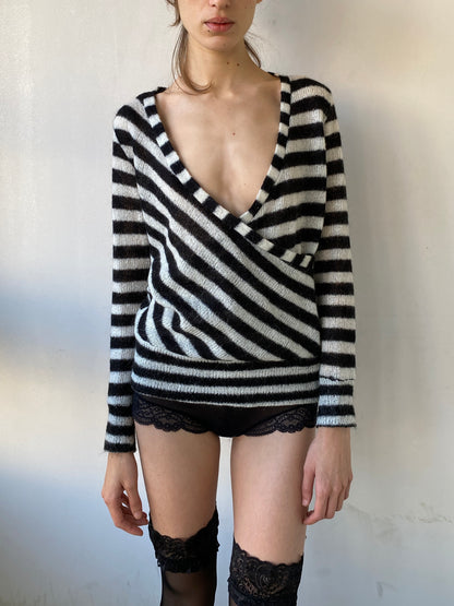 STRIPED SWEATER