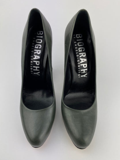BIOGRAPHY PUMPS